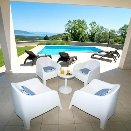Histria For 6 People Near Pula With Private Pool & Sea View *
